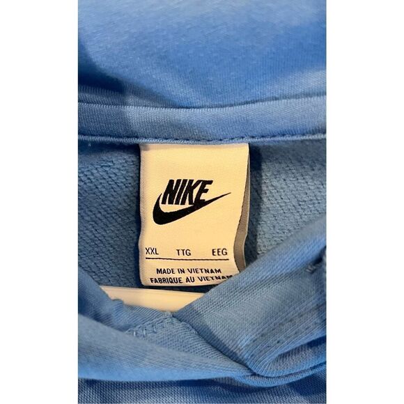 Nike Sportswear Club Fleece Hoodie - Picture 4 of 5